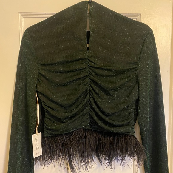 NWT Saylor green black feather sparkle long sleeve top - Picture 4 of 5